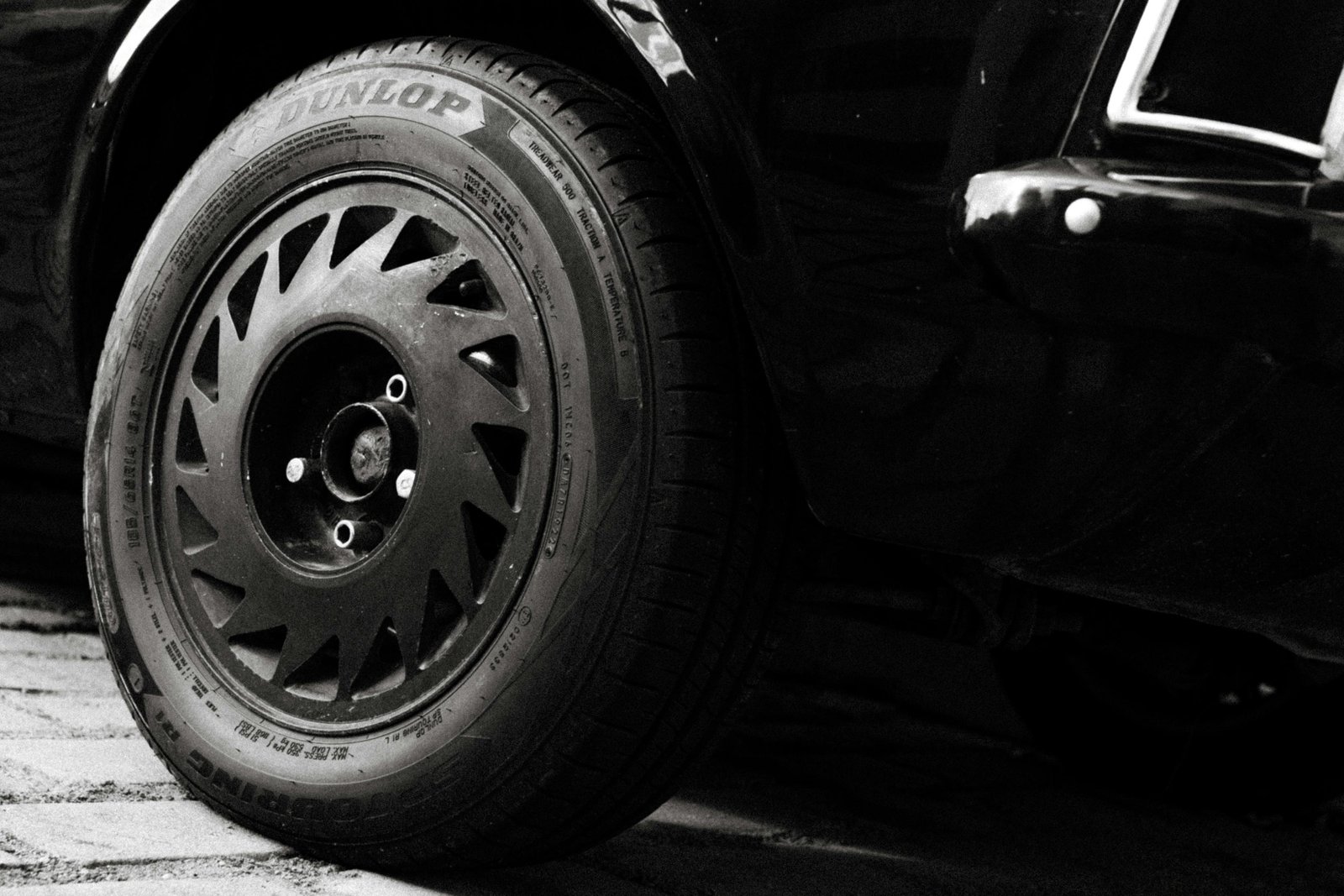 Understanding EU Tyre Labels: What Every B2B Buyer Should Know